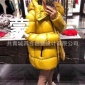都市休閑2色4碼M家女士羽絨服顯瘦加厚款斗篷外套一件代發 M913